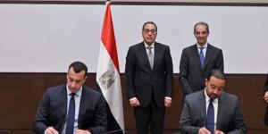 "بـ150
      مليون
      دولار"
      المصرية
      للاتصالات
      تحصل
      على
      أول
      رخصة
      "للجيل
      الخامس"
      في
      مصر