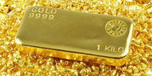 الذهب يحقق مكاسب شهرية رغم تراجع أسبوعي وسط تقلبات الأسواق