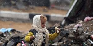 الأونروا: الأمطار تزيد صعوبة أوضاع غزة والعائلات تلجأ إلى أي مكان متاح