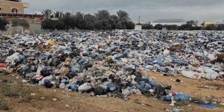 بلدية غزة: أكثر من ربع مليون طن نفايات متراكمة والأمراض تنتشر بالمدينة