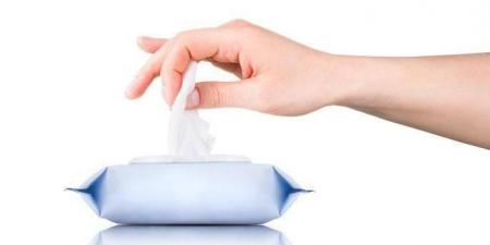 بسبب تلوث بكتيري قاتل.. سحب منتج شهير لإزالة الماكياج من الأسواق الأمريكية