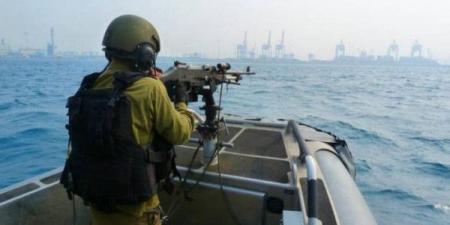 الاحتلال يعتقل 3 صيادين قرب ميناء غزة