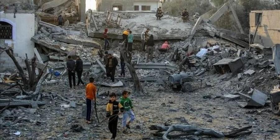 استشهاد
      العشرات
      في
      "مذبحة
      جديدة"
      لجيش
      الاحتلال
      في
      غزة