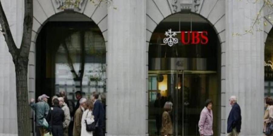 "UBS" يحذر من تقلبات حادة في أسواق الأسهم نهاية هذا العام