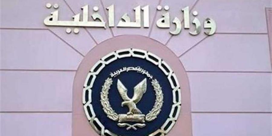 ضبط مدير مصنع بالدقهلية لحيازته 16 طنا من زيوت السيارات منتهية الصلاحية