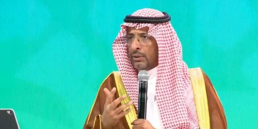 الخريف: السعودية والإمارات في وضع جيد يمكّنهم من الاستمرار في الاستثمار