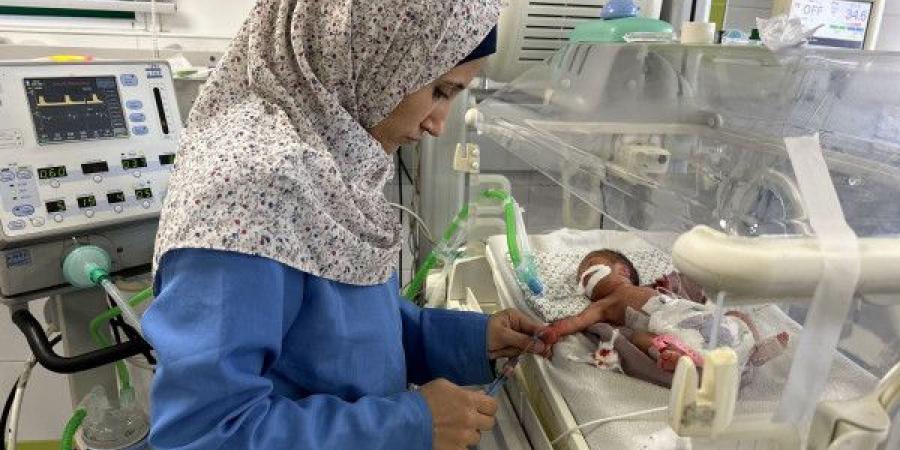 غزة: مستشفيان يحذّران من كارثة تهدّد حياة الرضّع