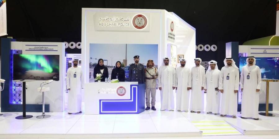 شرطة أبوظبي تختتم مشاركتها في مهرجان ليوا للتمور