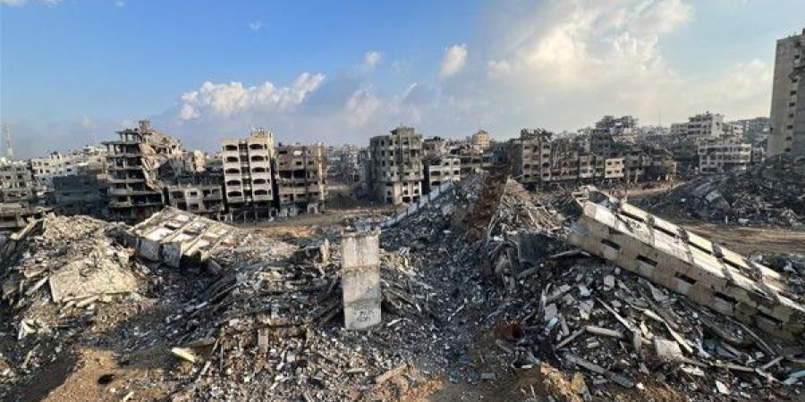 قطاع غزة: الاحتلال يطلق النار ويواصل نسف المنازل في المناطق الشرقية