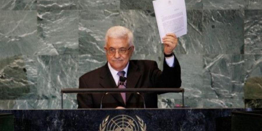 الرئيس يوجه الحكومة بإرسال وفد رفيع لبحث موائمة مناهج التعليم الفلسطينية مع معايير اليونسكو