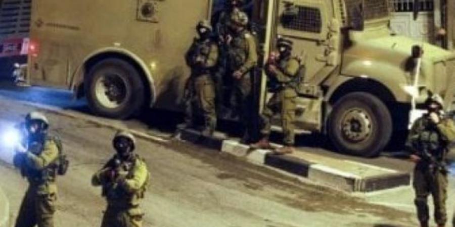 الاحتلال الإسرائيلي يعدم طفلا ويدهسه بالدبابة وسط قطاع غزة