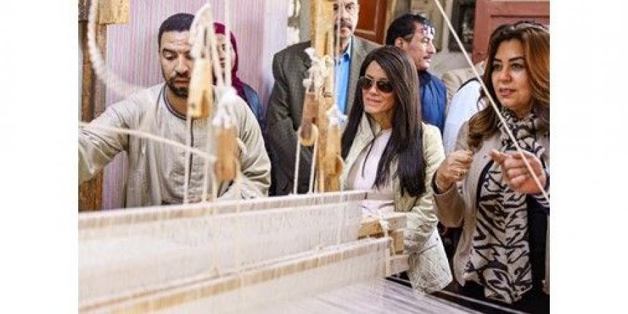 وزيرة
التخطيط
من
الأقصر:
4.2
مليارات
جنيه
استثمارات
موجهة
للمحافظة